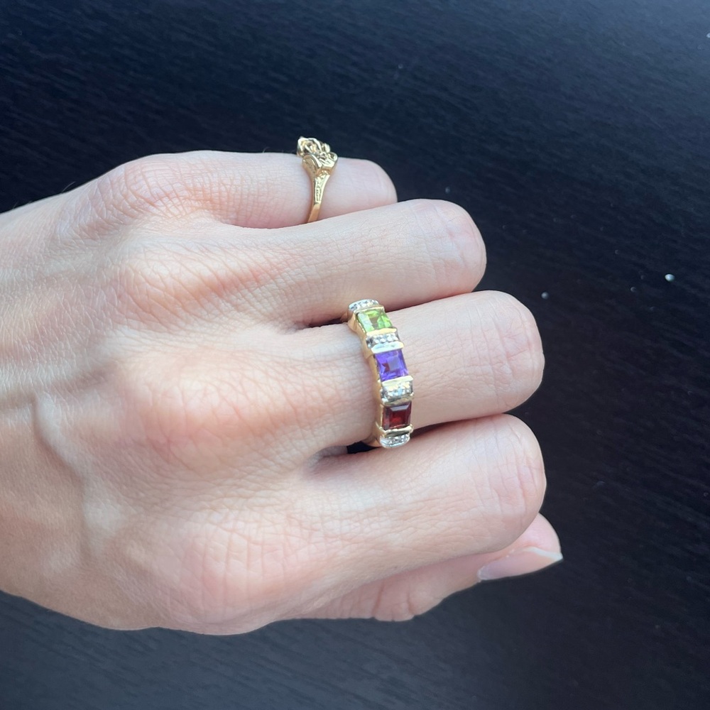 10k yellow gold multi-color gemstone ring - Picture 4 of 5